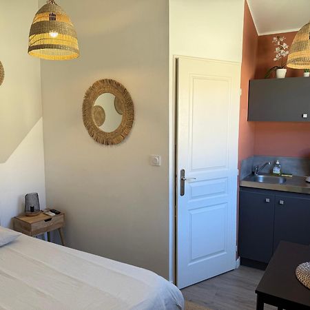 Loft, Studio And Love Rooms Bourg-Saint-Christophe المظهر الخارجي الصورة