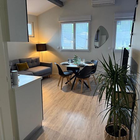 Loft, Studio And Love Rooms Bourg-Saint-Christophe المظهر الخارجي الصورة