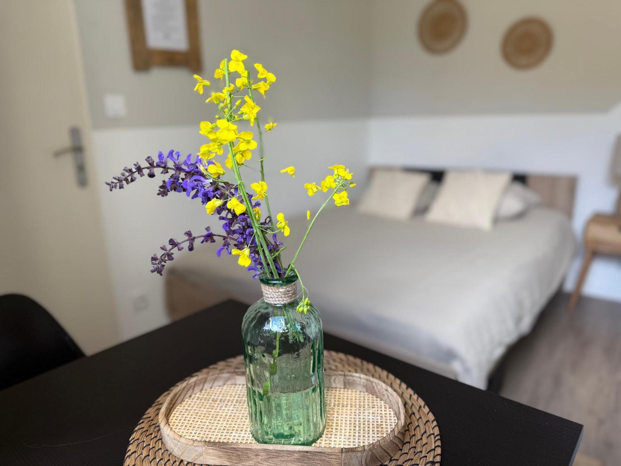 Loft, Studio And Love Rooms Bourg-Saint-Christophe المظهر الخارجي الصورة